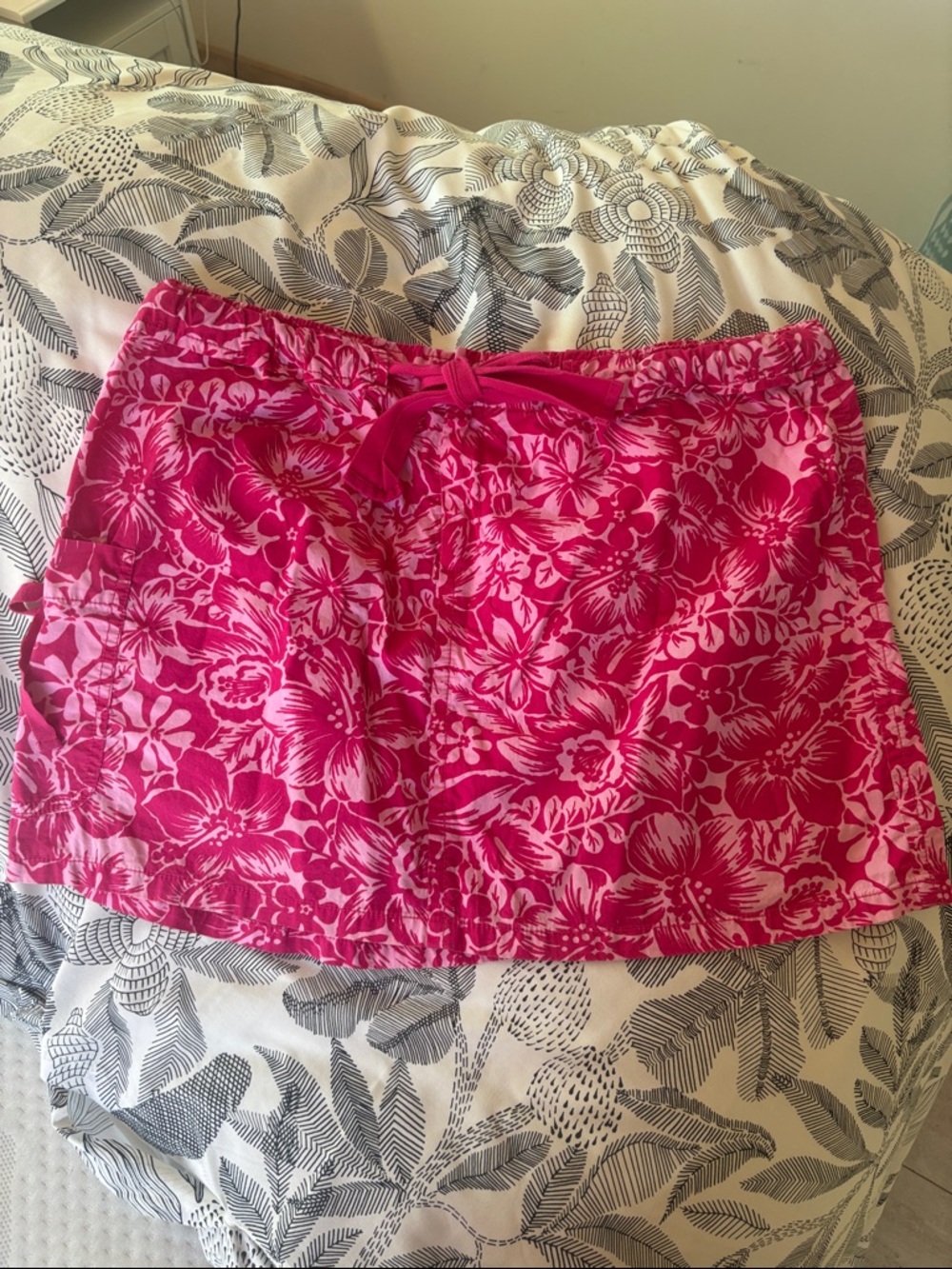 NWOT-Pink floral GAP skirt, L